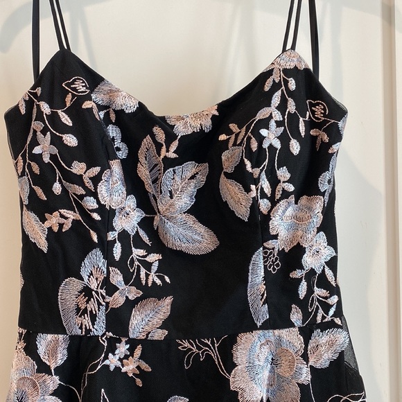 Xscape HiLo Dress NWT - Picture 2 of 4